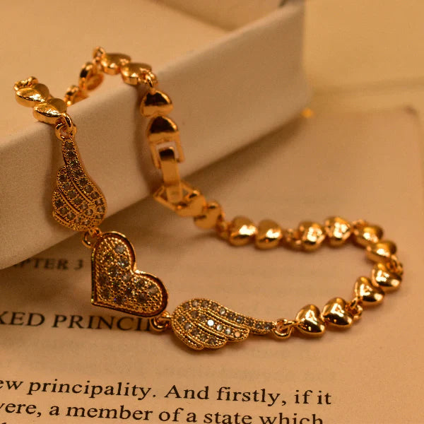 Stylish Unique Heart Design Crystal Stones Bracelet for Girls/Women