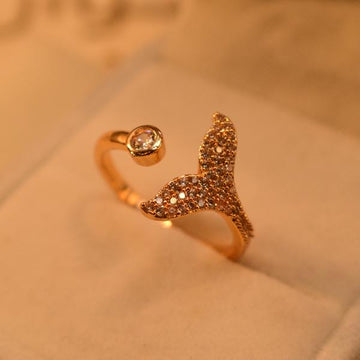 Gorgeous Elegant Design Crystal Stones Ring For Girls/Women